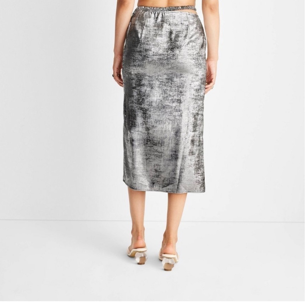 Future collection midi skirt with Alani Noelle - Picture 3 of 8